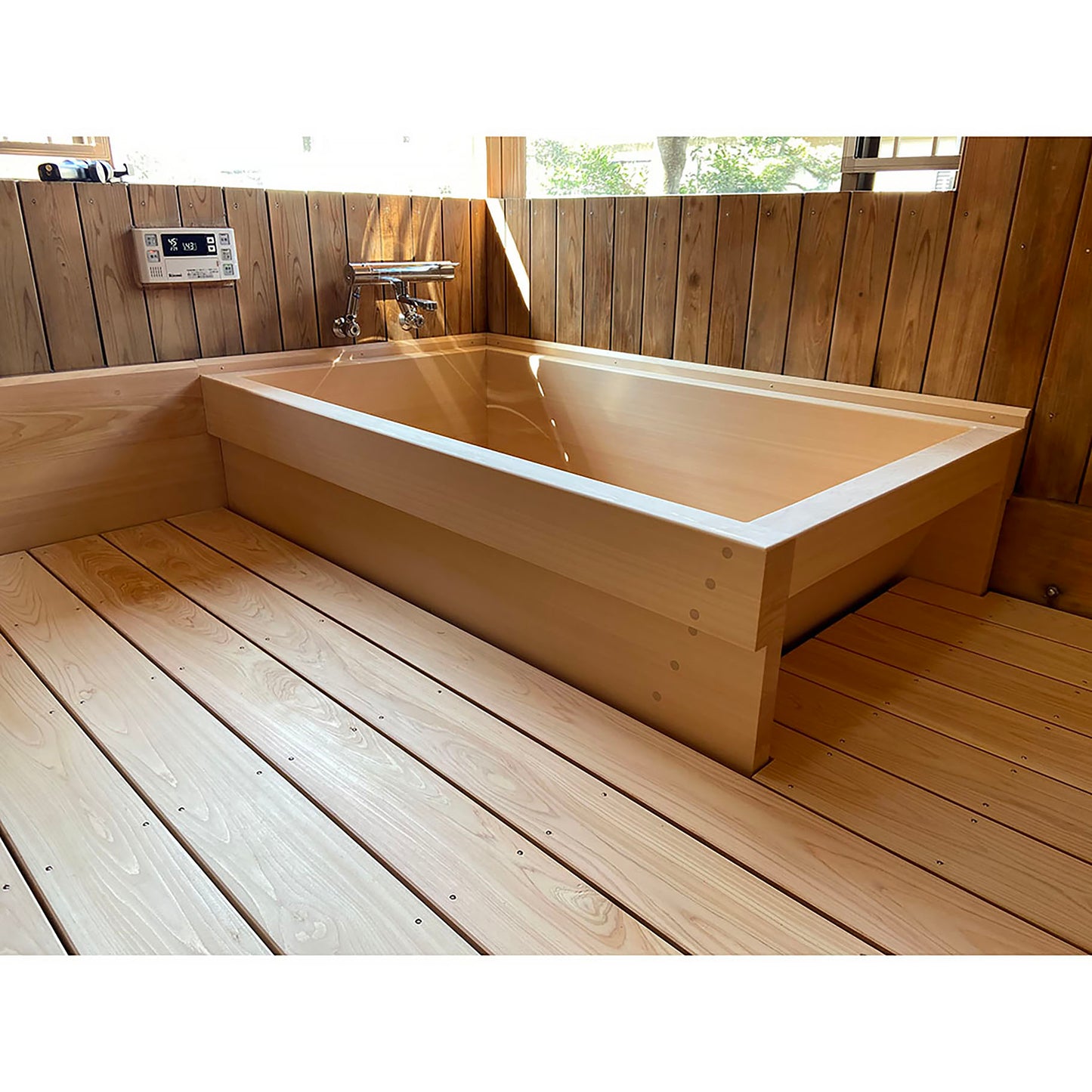 Hinoki Bathtub